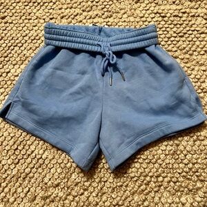 Abercrombie Mid Rise Sunday Sweat Short Light Blue